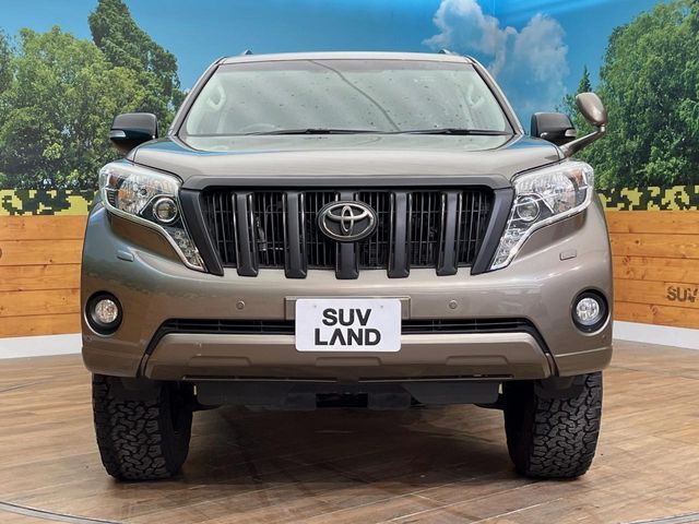 TOYOTA LANDCRUISER PRADO 2017 Image 31