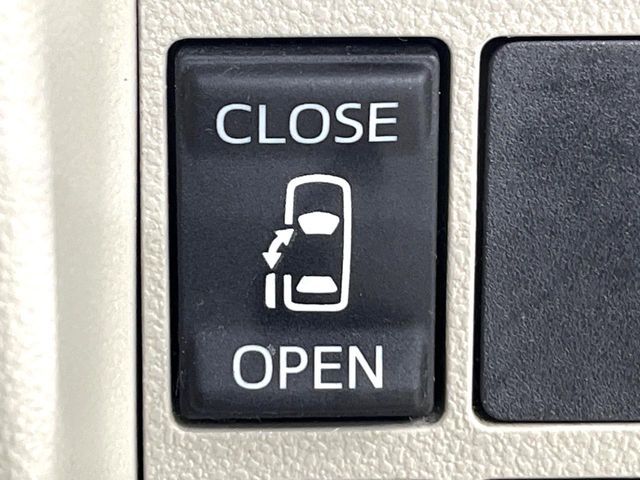 DAIHATSU TANTO 2014 Image 31