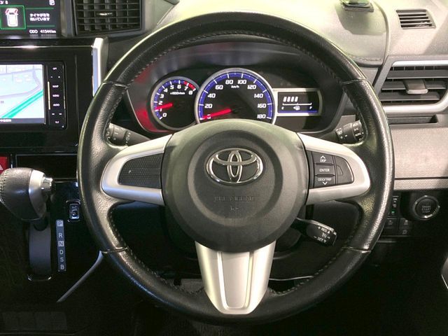 TOYOTA TANK 2017 Image 31