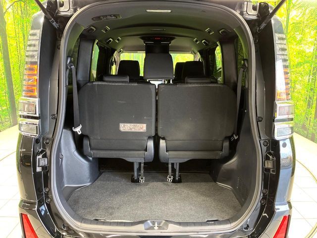 TOYOTA VOXY 2020 Image 31