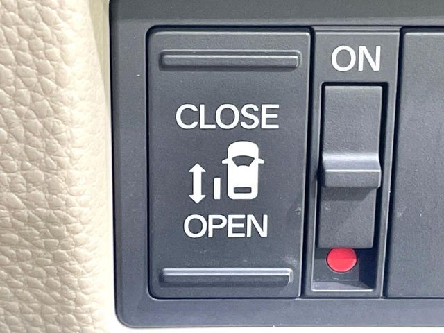 HONDA N BOX 2021 Image 31