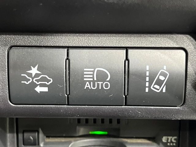 TOYOTA SPADE 2017 Image 31