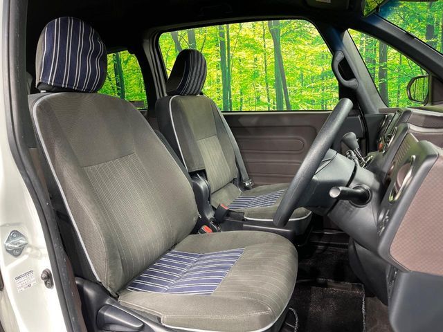 TOYOTA SPADE 2017 Image 31