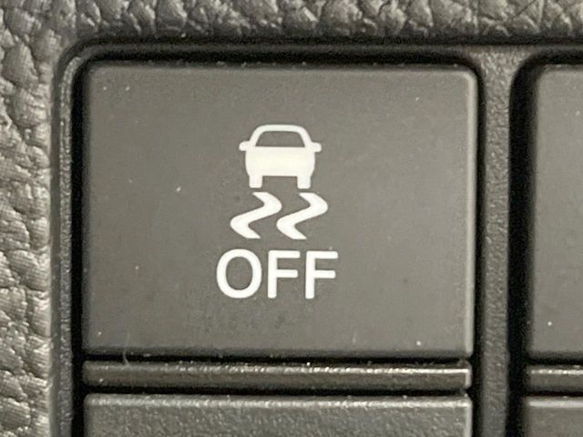 HONDA N BOX CUSTOM 2020 Image 31