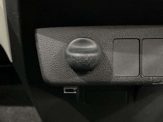 TOYOTA PIXIS EPOCH 2017 Image 31