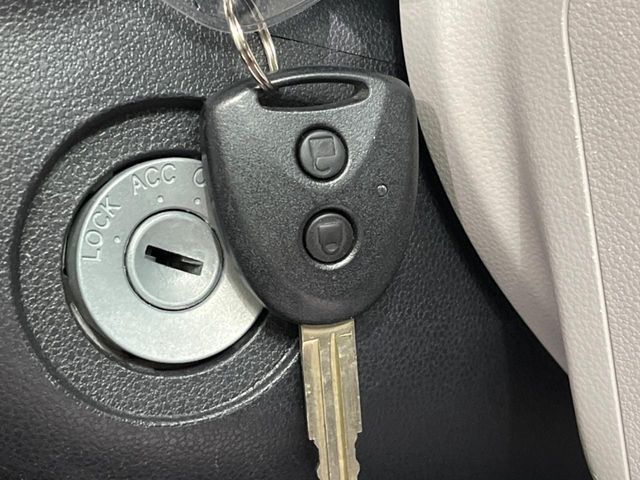 TOYOTA PIXIS EPOCH 2017 Image 31