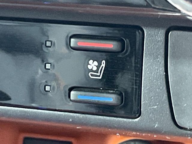 TOYOTA RAV4 4WD 2023 Image 31