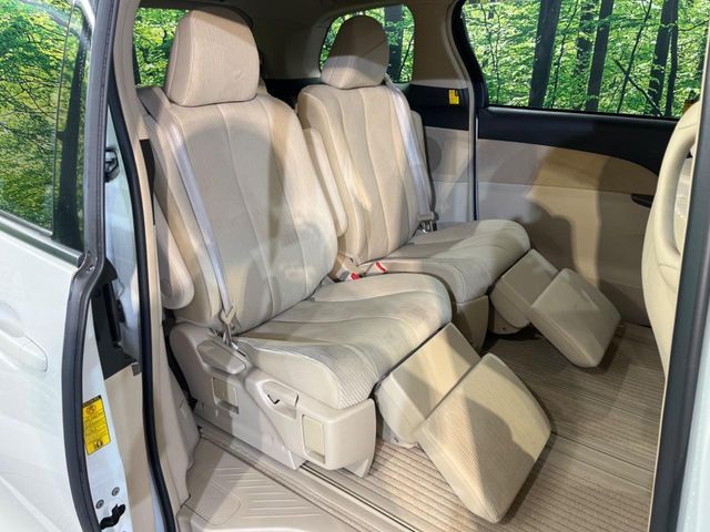 TOYOTA ESTIMA 2013 Image 31