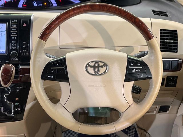 TOYOTA ESTIMA 2013 Image 31