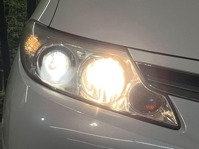 TOYOTA ESTIMA 2013 Image 31