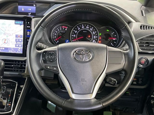 TOYOTA VOXY 2019 Image 31