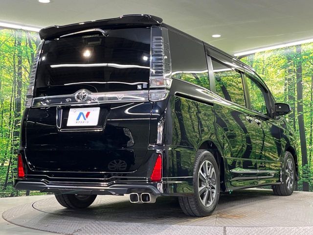 TOYOTA VOXY 2019 Image 31