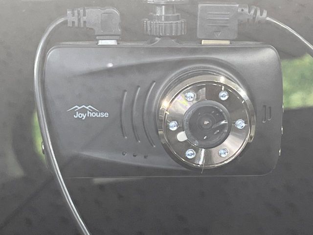 NISSAN NOTE 2017 Image 31