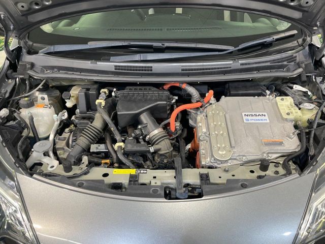 NISSAN NOTE 2017 Image 31