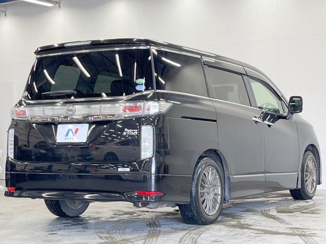 NISSAN ELGRAND  4WD 2014 Image 31