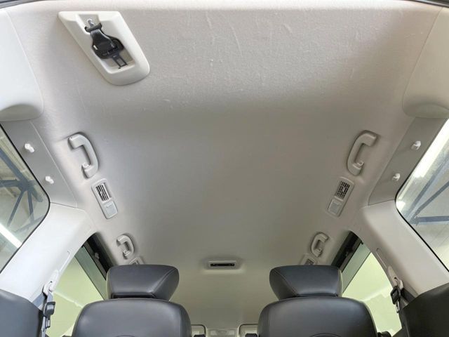 NISSAN ELGRAND  4WD 2014 Image 31