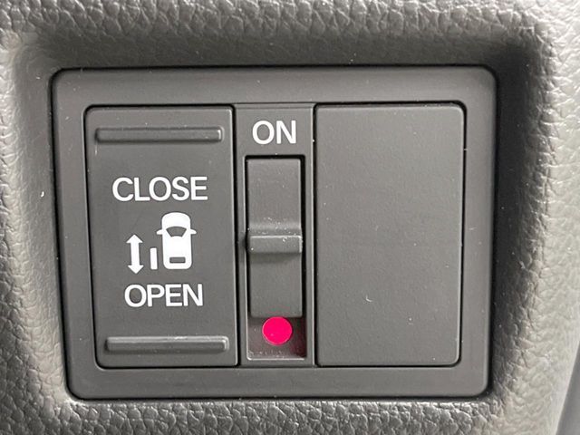 HONDA N BOX CUSTOM 4WD 2021 Image 31