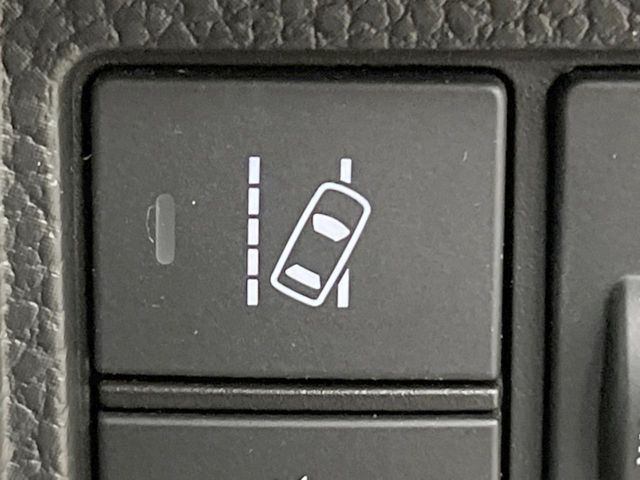 HONDA N BOX CUSTOM 4WD 2021 Image 31