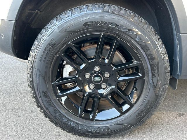 ROVER DEFENDER 2024 Image 31