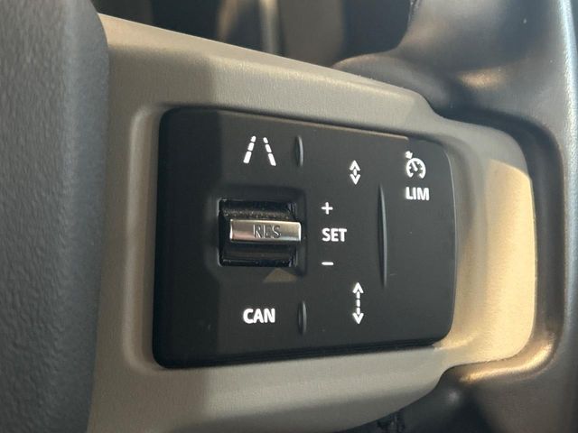 ROVER DEFENDER 2024 Image 31