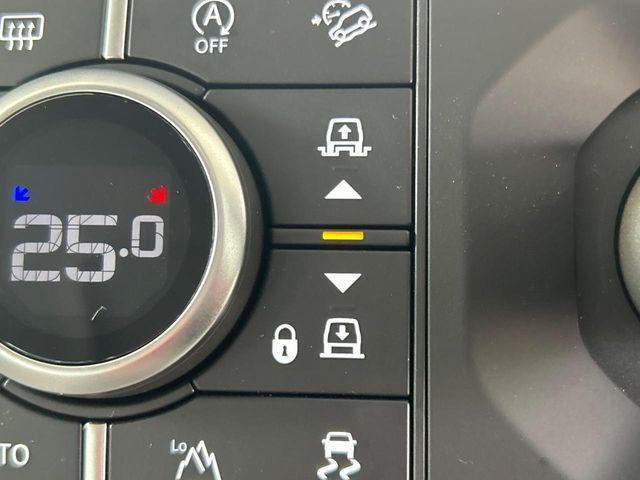 ROVER DEFENDER 2025 Image 31