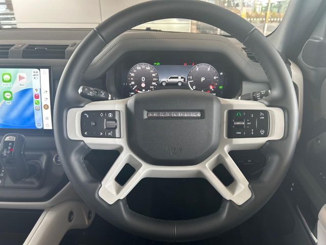 ROVER DEFENDER 2025 Image 31