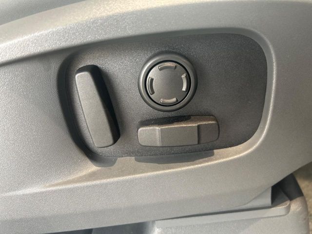 ROVER DEFENDER 2025 Image 31