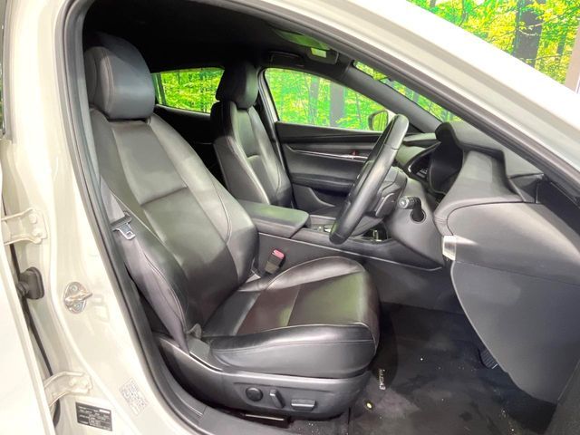 MAZDA 3 FASTBACK 2019 Image 31