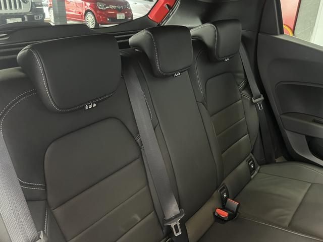 RENAULT LUTECIA 2022 Image 31