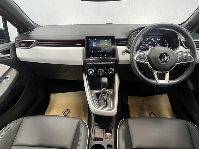 RENAULT LUTECIA 2022 Image 31