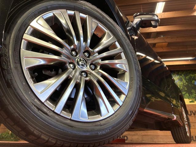 TOYOTA HARRIER 2WD 2021 Image 31