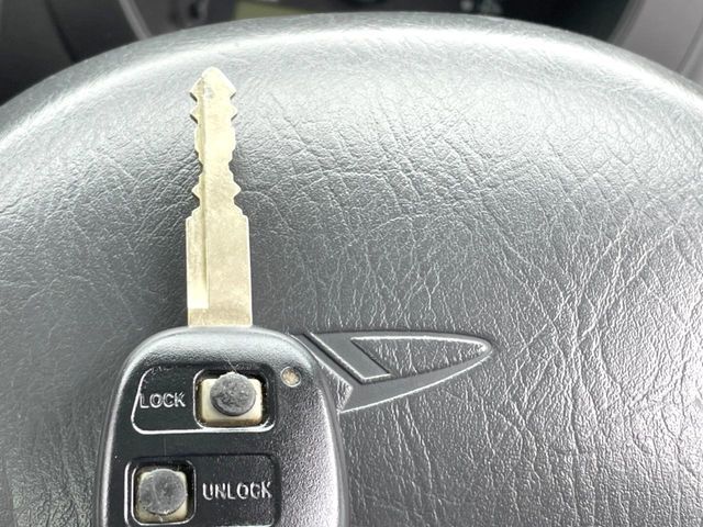 DAIHATSU HIJET TRUCK 4WD 2014 Image 31