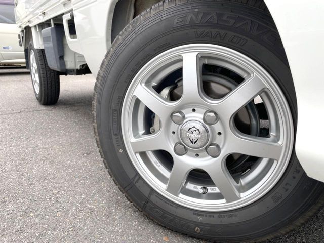 DAIHATSU HIJET TRUCK 4WD 2014 Image 31