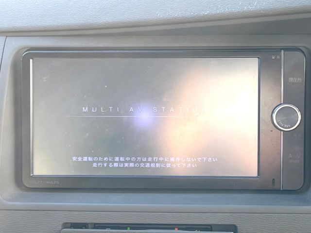 TOYOTA ISIS 2013 Image 31