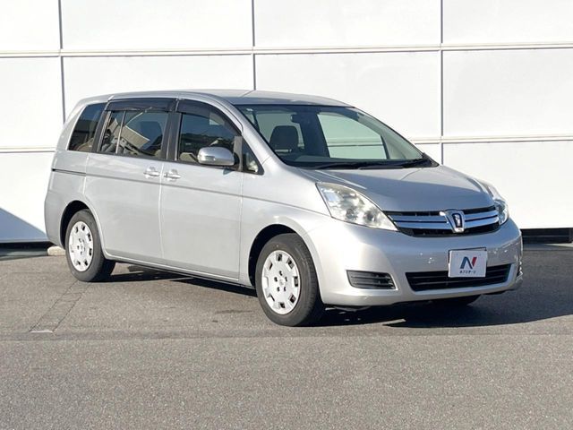 TOYOTA ISIS 2013 Image 31