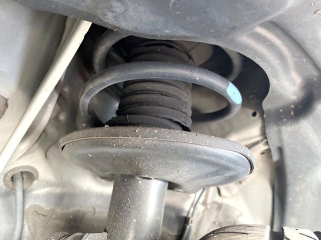 TOYOTA ISIS 2013 Image 31