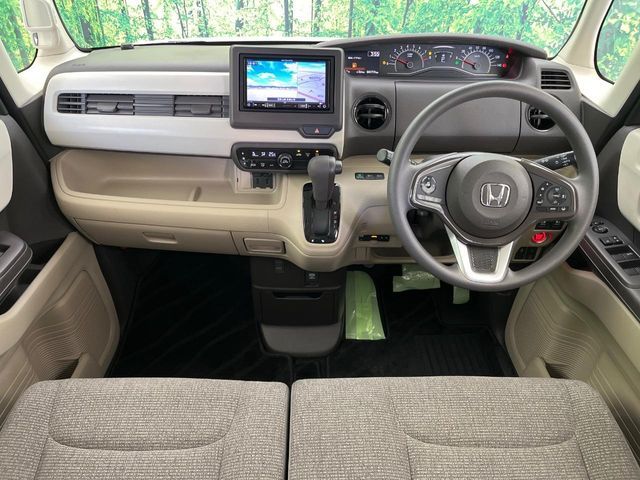 HONDA N BOX 2018 Image 31