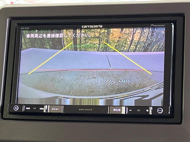 HONDA N BOX 2018 Image 31