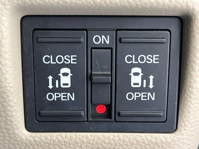 HONDA N BOX 2018 Image 31