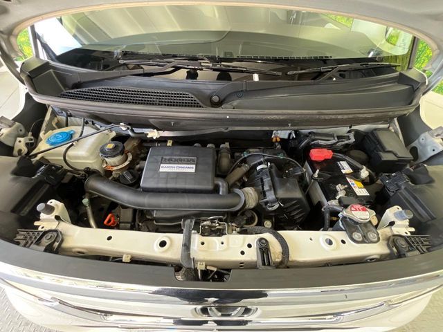 HONDA N BOX 2018 Image 31