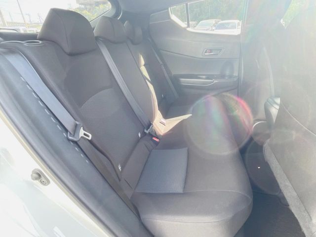 TOYOTA C-HR 2019 Image 31