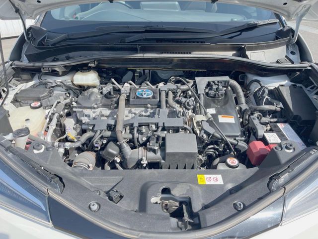 TOYOTA C-HR 2019 Image 31