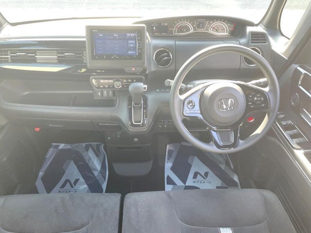 HONDA N BOX CUSTOM 2021 Image 31