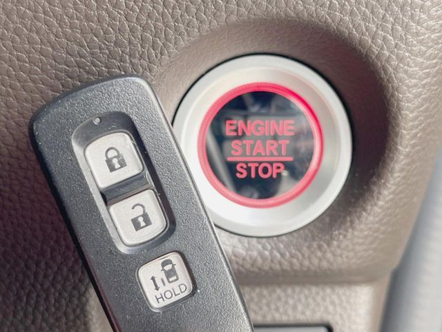 HONDA N BOX 2022 Image 31