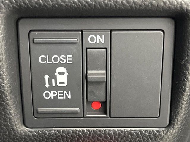 HONDA N BOX CUSTOM 2020 Image 31