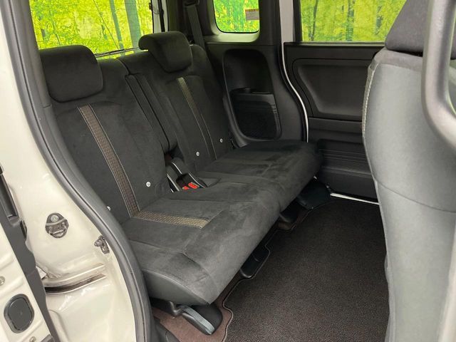 HONDA N BOX CUSTOM 2020 Image 31