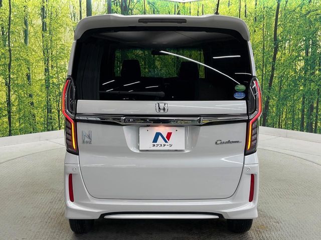 HONDA N BOX CUSTOM 2020 Image 31