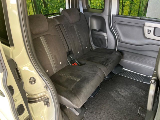 HONDA N BOX CUSTOM 2022 Image 31