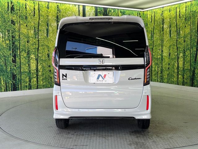 HONDA N BOX CUSTOM 2022 Image 31
