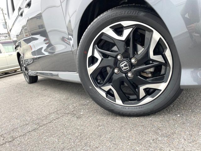 HONDA N BOX CUSTOM 2020 Image 31